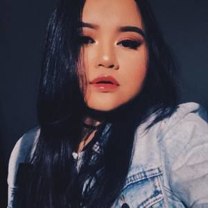 Meet your Posher, Annie